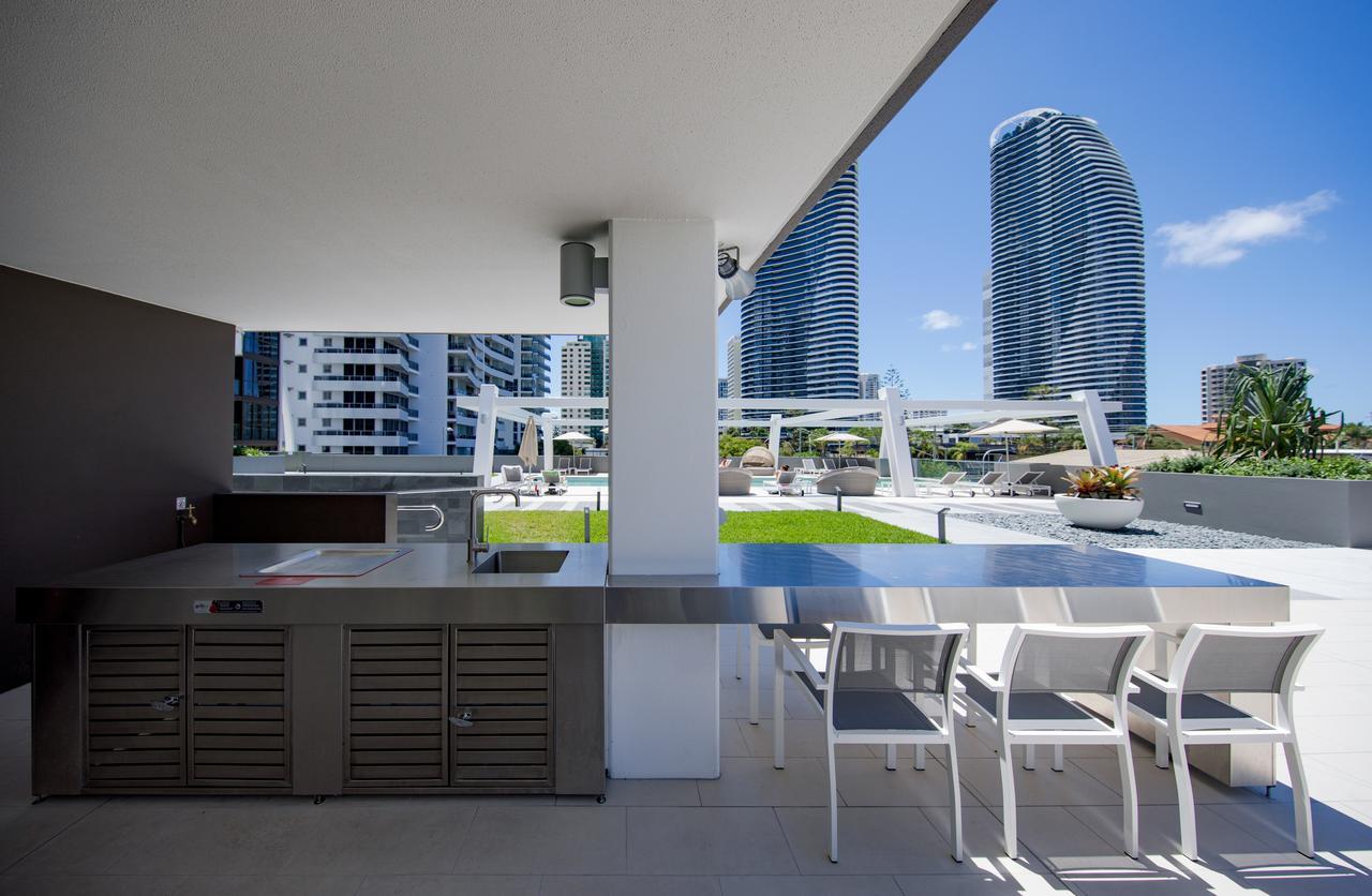 Dayday Premier Apartments At 2663 Gold Coast Hwy, Broadbeach Kültér fotó
