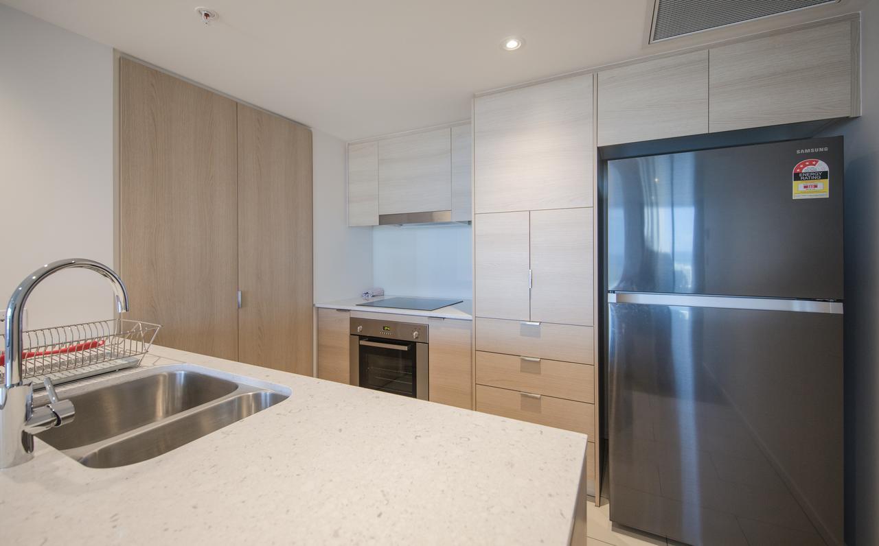 Dayday Premier Apartments At 2663 Gold Coast Hwy, Broadbeach Kültér fotó